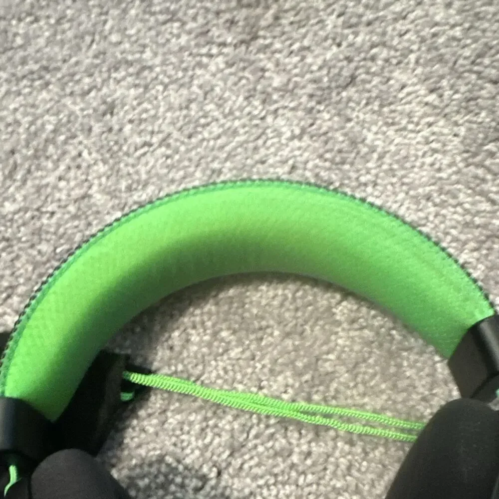 Razer BlackShark V2 SE Wired USB Over-Ear Headset Boom Mic Black/Green
